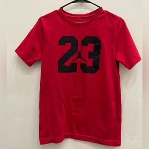 Boys Jordan T Shirt size:large